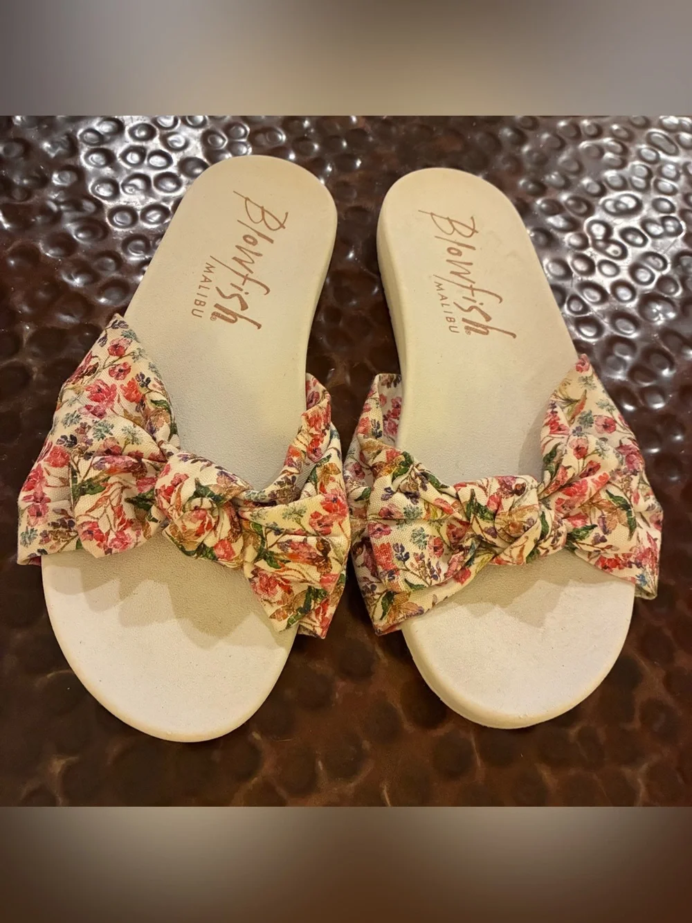 Girls Kids Blowfish Floral Bow Slide Sandals - Cream Size 12.5 (5-7 Years Old)
